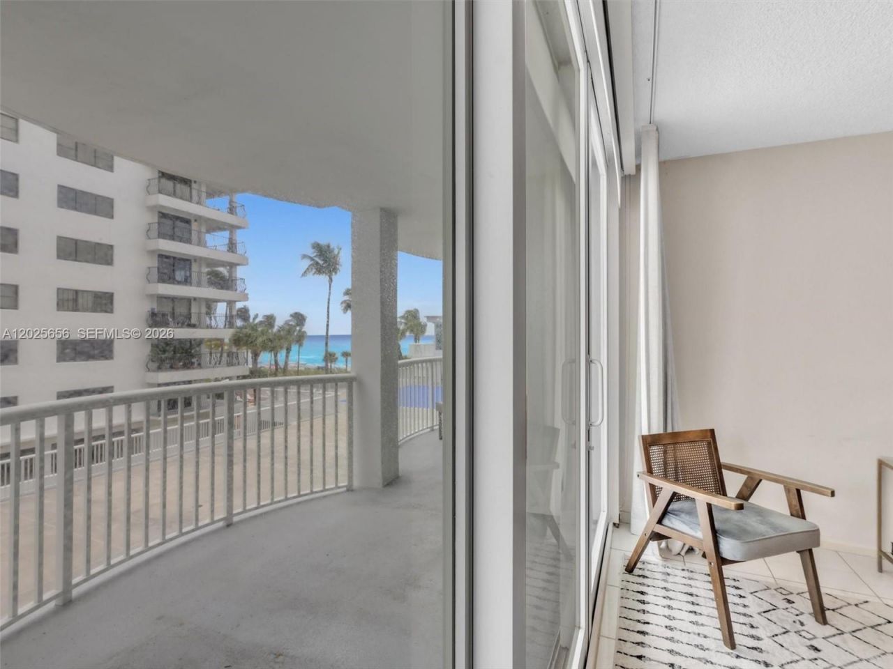 5401 Collins Ave, Unit 107, Miami Beach, FL 33140 Photo