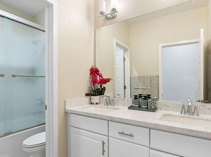 9518 Bryan Hall Way, Elk Grove, CA 95624 Photo