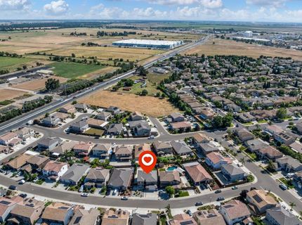 9518 Bryan Hall Way, Elk Grove, CA 95624 Photo