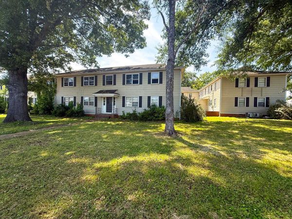 701 6th St, Sheffield, AL 35660