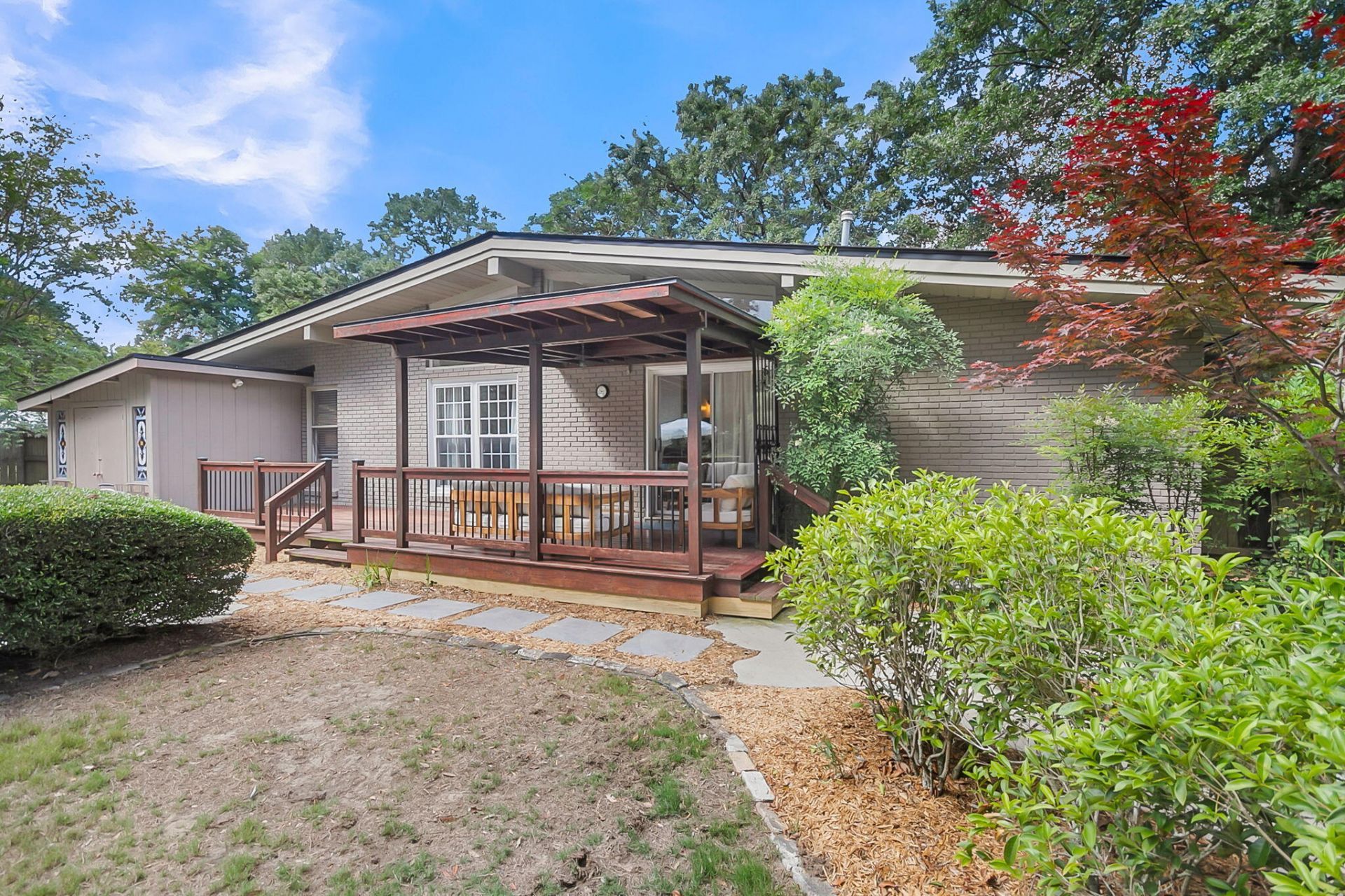 850 Montgomery Road Photo 11