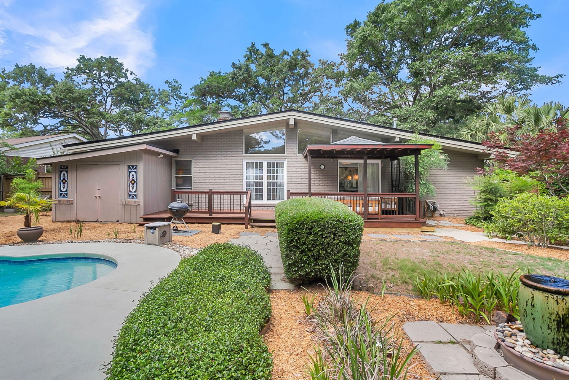 850 Montgomery Road Photo 12