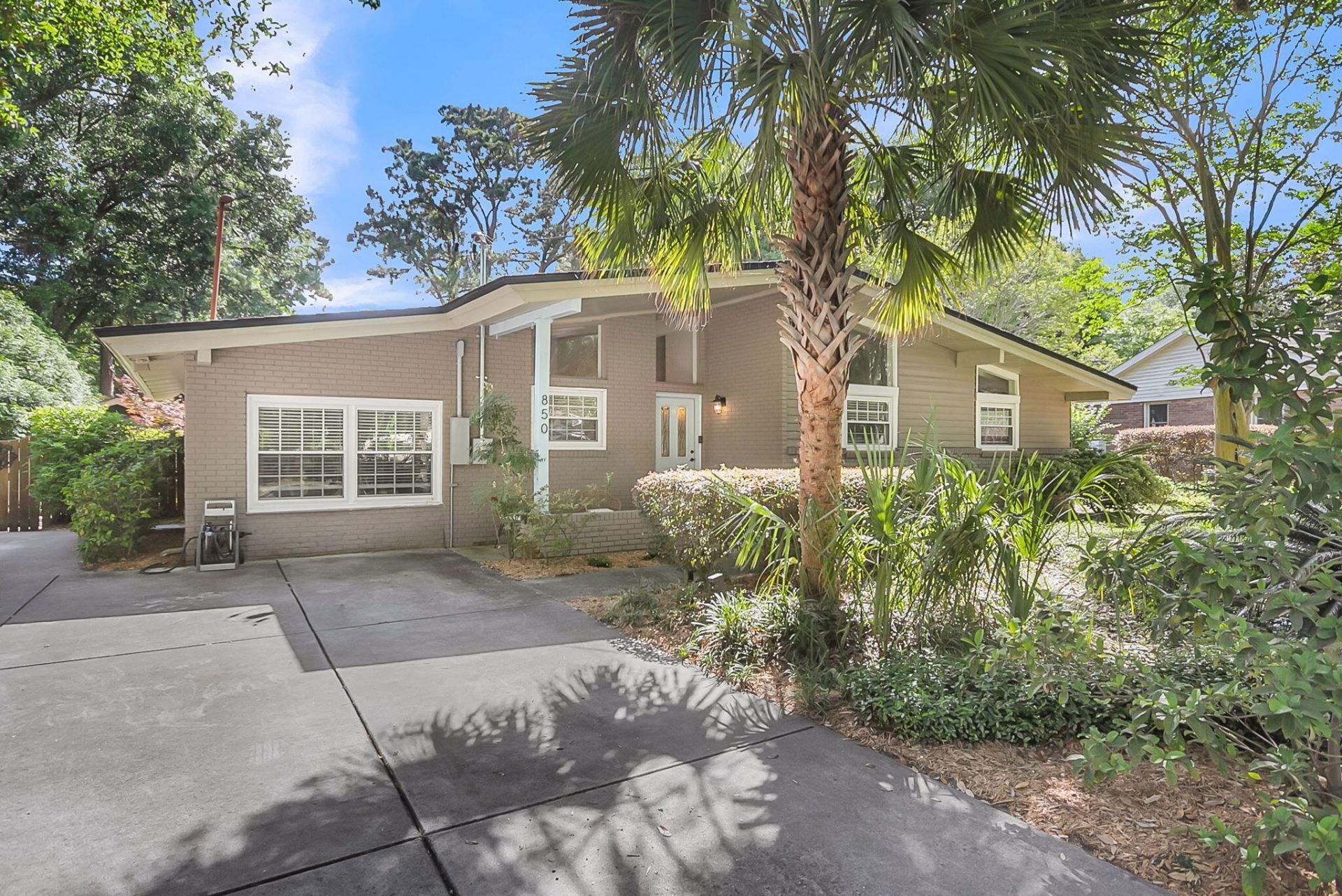850 Montgomery Road Photo 27