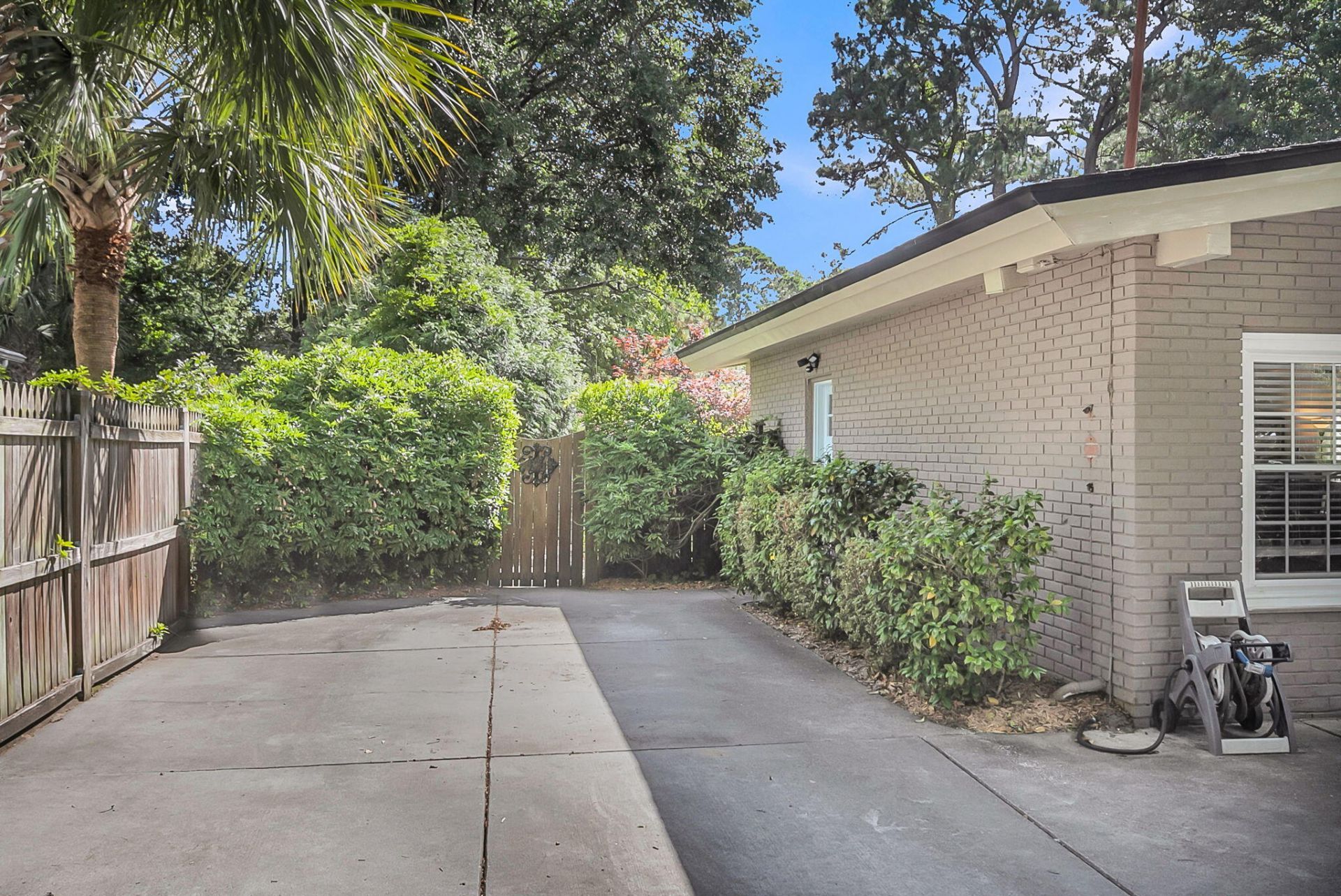 850 Montgomery Road Photo 28