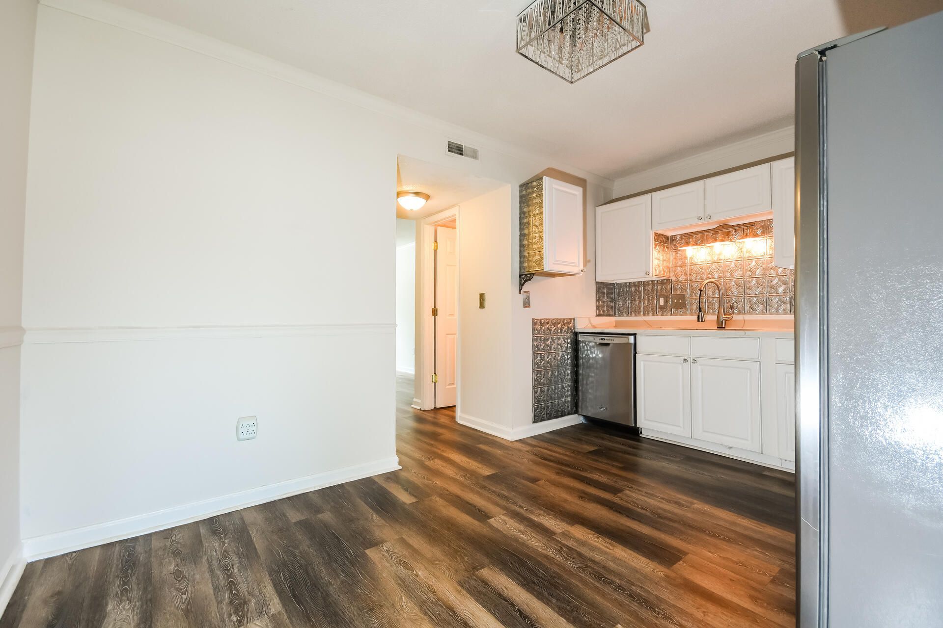 1810 Mepkin Road Photo 15