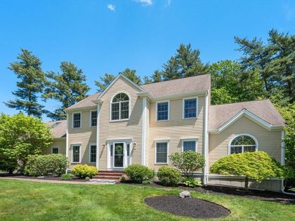 48 Beethoven Ave Walpole, MA 02081