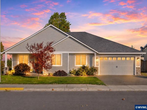 365 Sunset Ln N, Monmouth, OR 97361