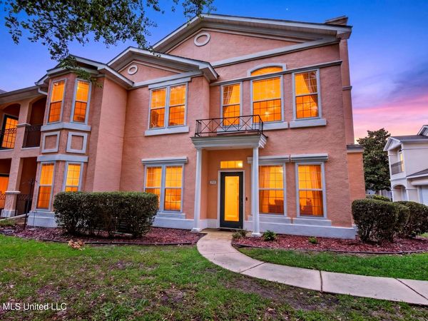 2252 Beach Drive, Gulfport, MS 39507