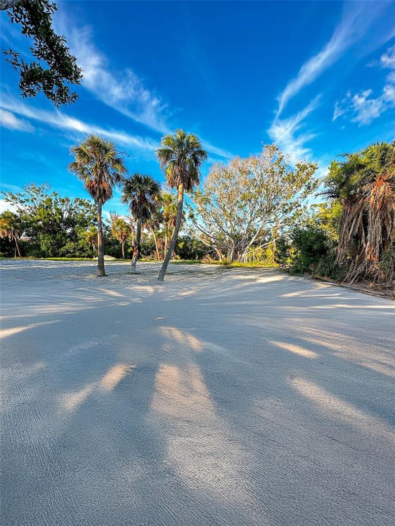 7825 Sanderling Road, Sarasota, FL 34242 Photo