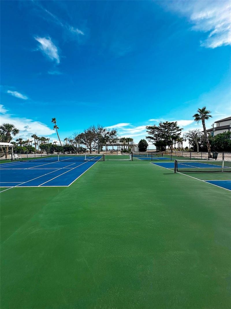 7825 Sanderling Road, Sarasota, FL 34242 Photo