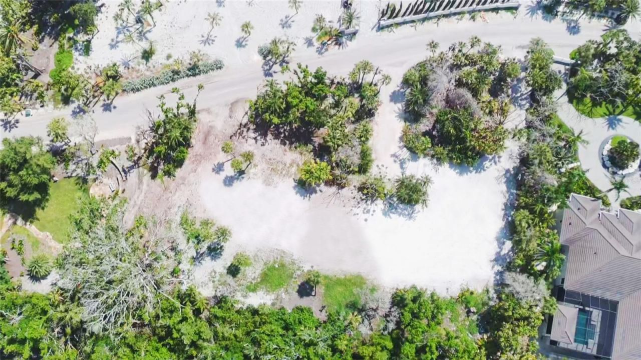 7825 Sanderling Road, Sarasota, FL 34242 Photo