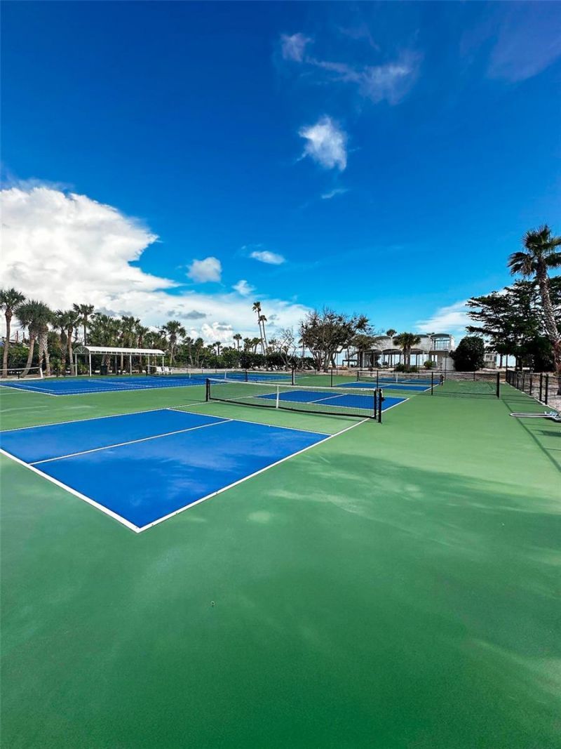7825 Sanderling Road, Sarasota, FL 34242 Photo