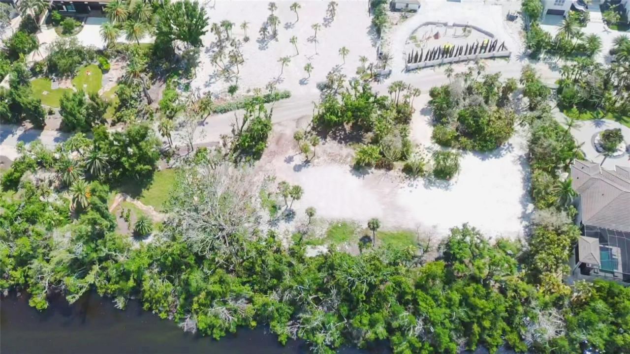 7825 Sanderling Road, Sarasota, FL 34242 Photo