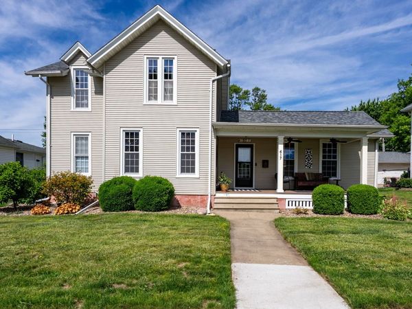 417 N State Street , Geneseo, IL 61254