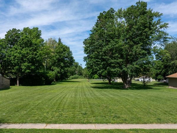 533 N Stewart Street , Geneseo, IL 61254