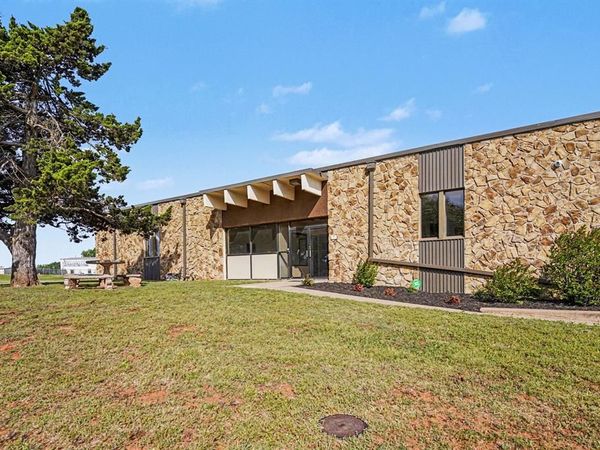 200 Sigma Place, Guthrie, OK 73044