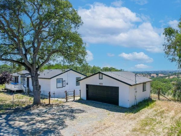 7242 Da Lee Road, Valley Springs, CA 95252