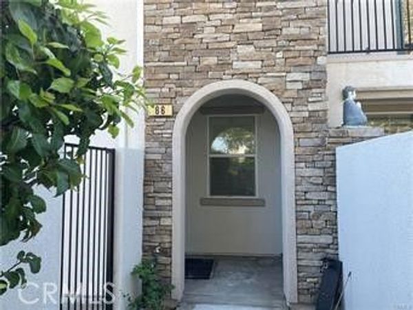 66 Secret Hollow Lane, Unit 79, Thousand Oaks, CA 91320
