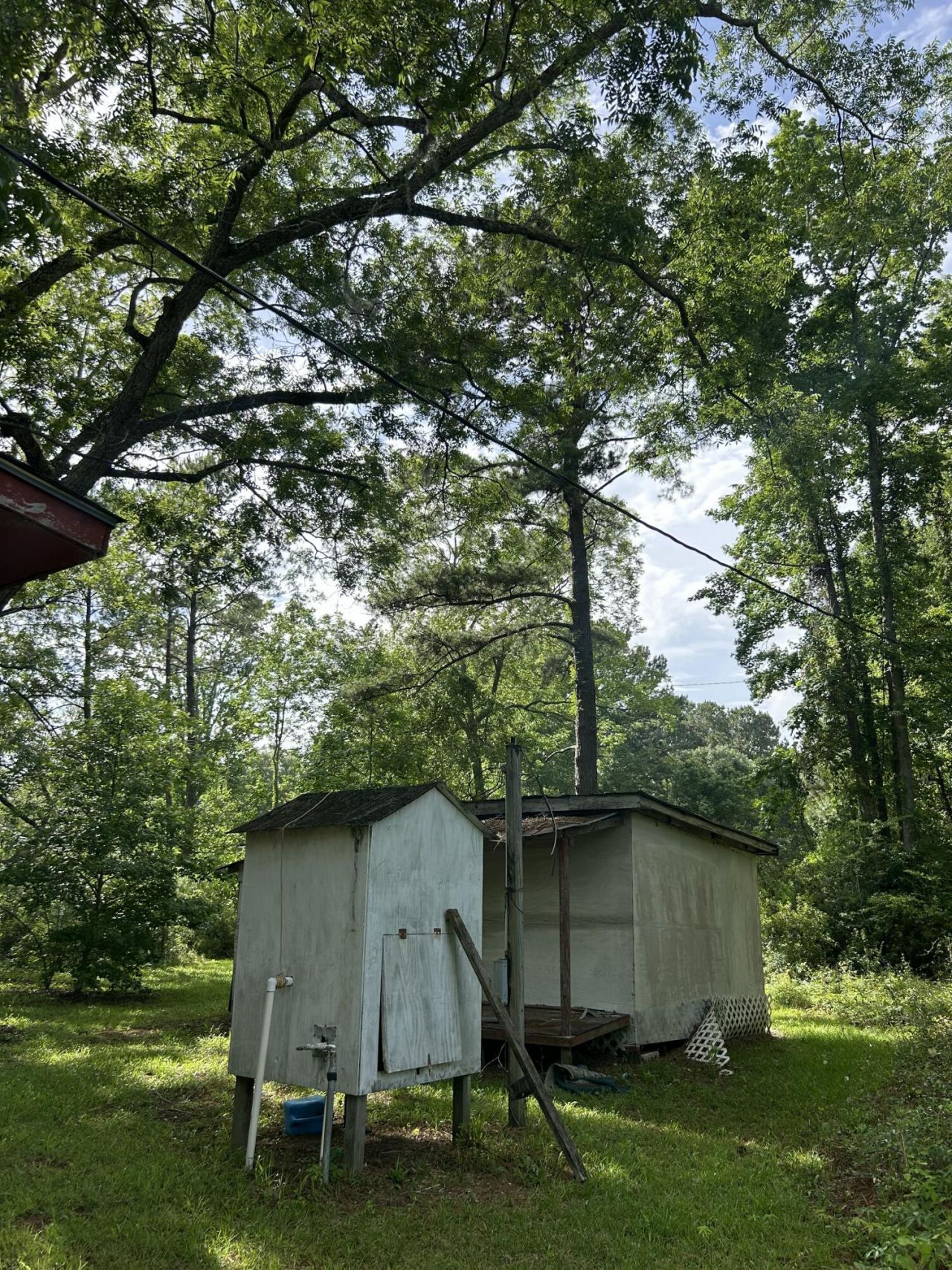 648 Society Road Photo 4