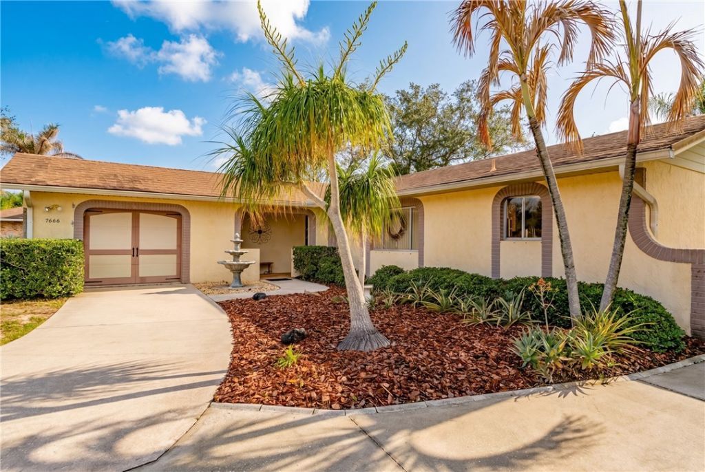 7666 134th Street, Sebastian, FL 32958 Photo