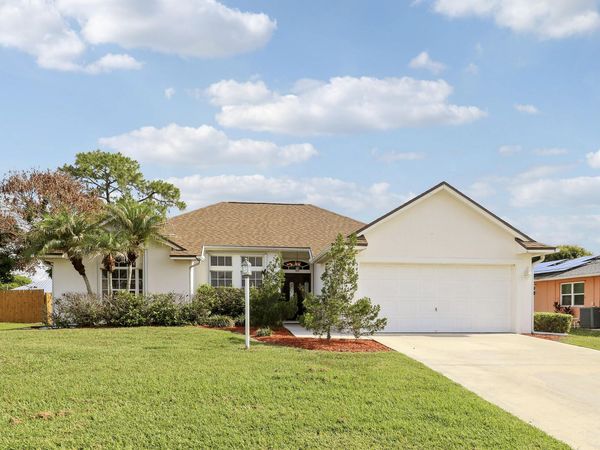 547 SW Butler Avenue, Port St. Lucie, FL 34983