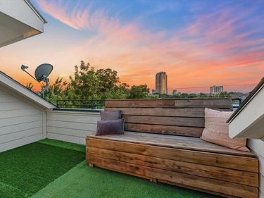 4007 Brownstone Court, Dallas, TX 75204