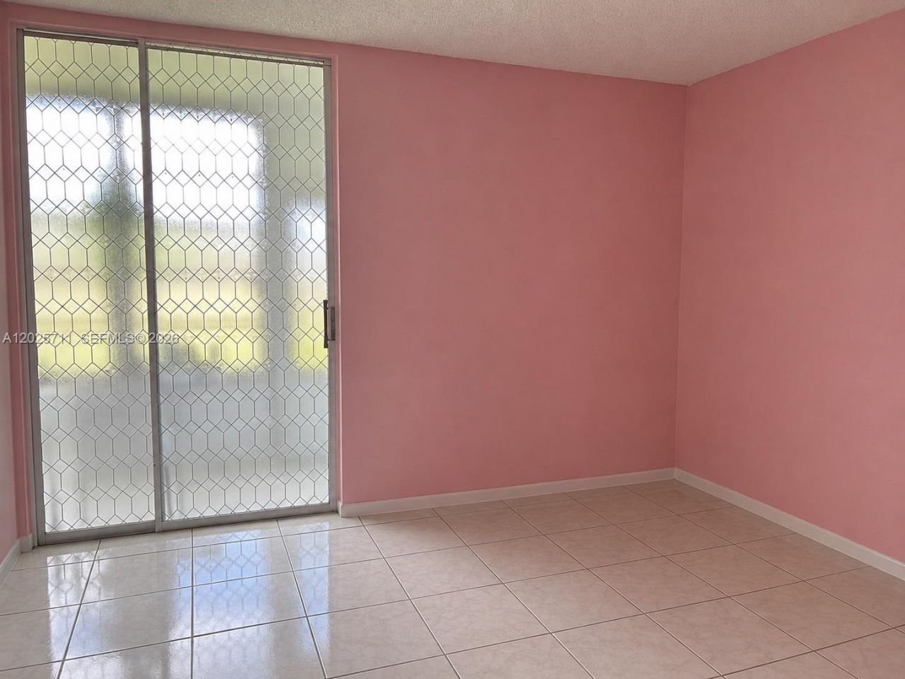 9081 Sunrise Lakes Blvd, Unit 113, Sunrise, FL 33322 Photo