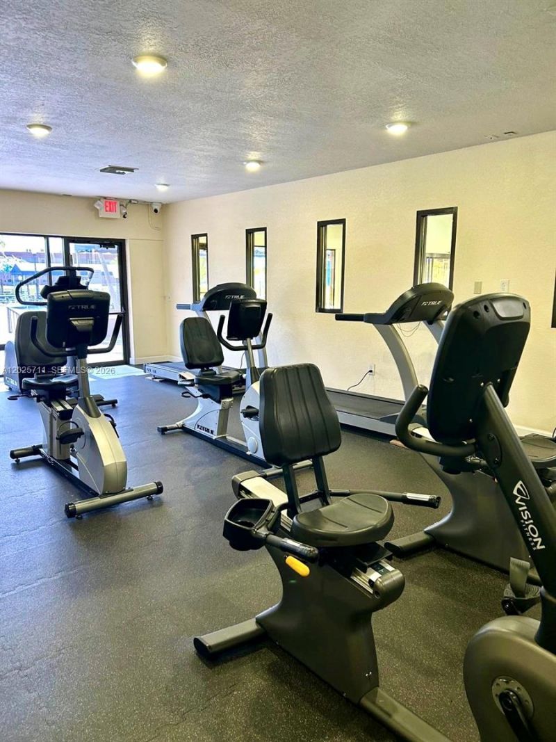 9081 Sunrise Lakes Blvd, Unit 113, Sunrise, FL 33322 Photo