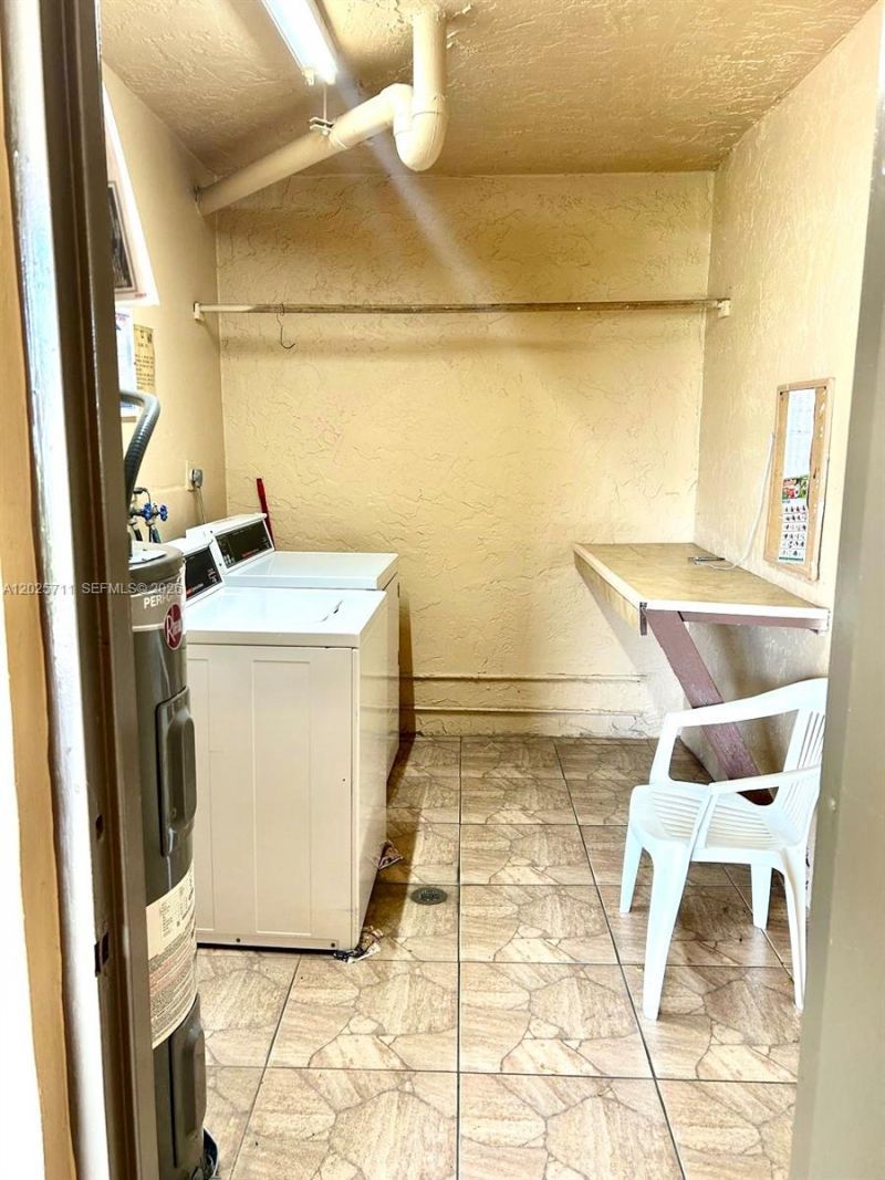 9081 Sunrise Lakes Blvd, Unit 113, Sunrise, FL 33322 Photo