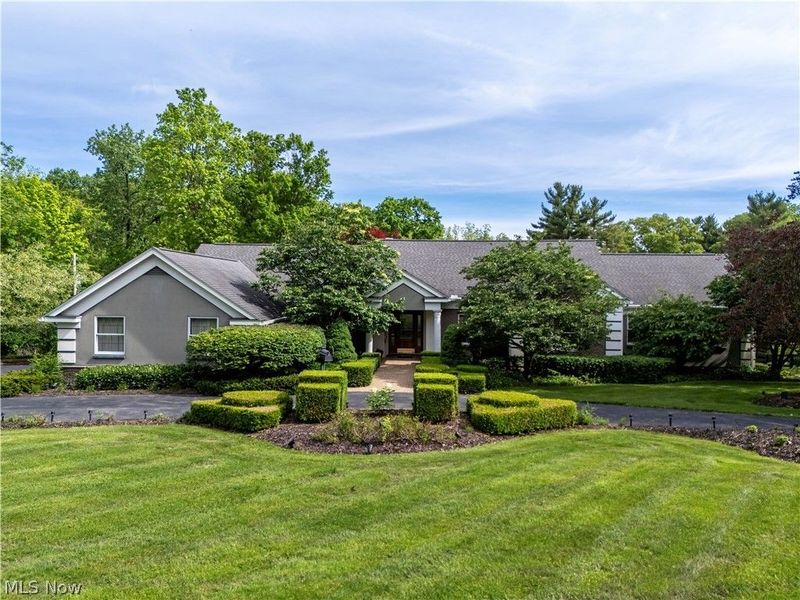 330 N Countryside Drive, Ashland, OH 44805 Photo 1