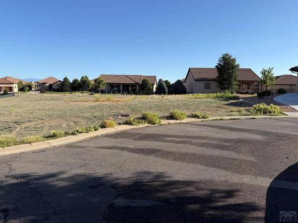 1825 Tuscan Ct, Pueblo, CO 81001