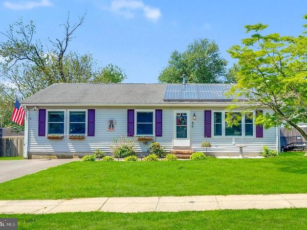 5 TILTON AVENUE , TOMS RIVER, NJ 08757