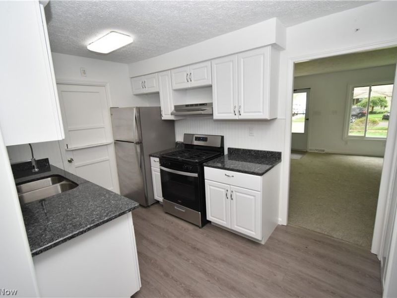 14508 Lakota Avenue, Cleveland, OH 44111 Photo 12