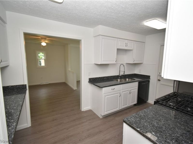 14508 Lakota Avenue, Cleveland, OH 44111 Photo 6