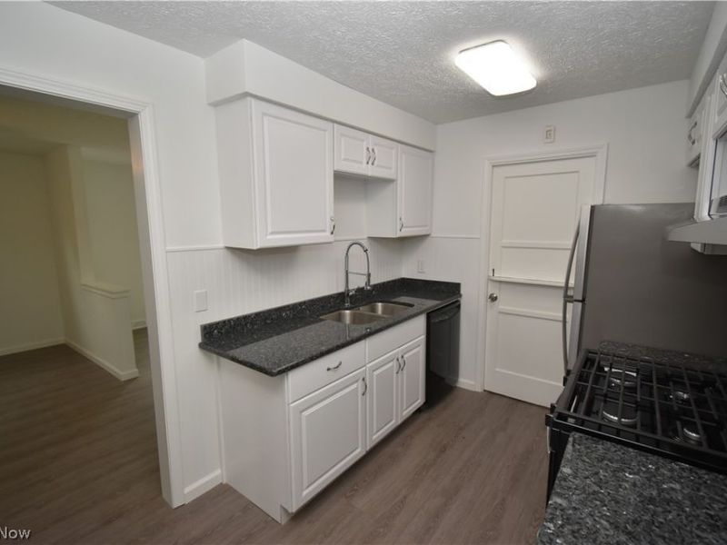 14508 Lakota Avenue, Cleveland, OH 44111 Photo 7