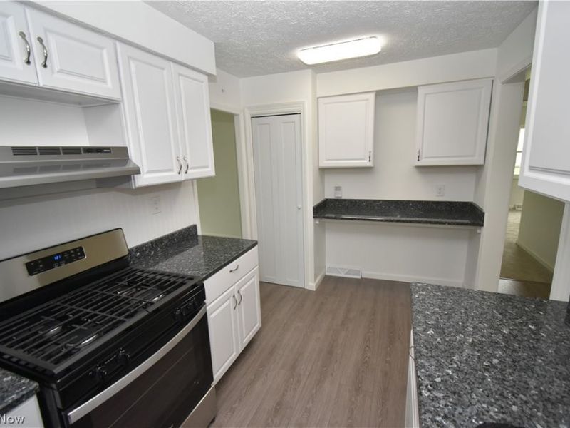 14508 Lakota Avenue, Cleveland, OH 44111 Photo 8