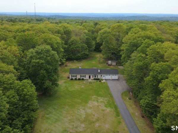 81 Bailey Hill, Killingly, CT 06239