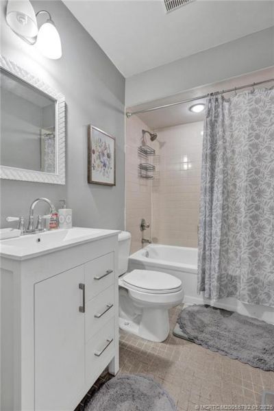 13513 S Indian River Drive, Jensen Beach, FL 34957 Photo