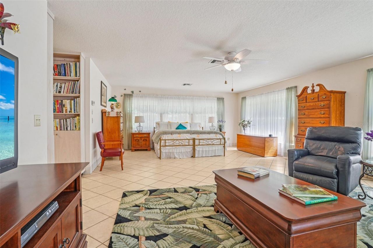 4546 Griffin View Drive, Lady Lake, FL 32159 Photo