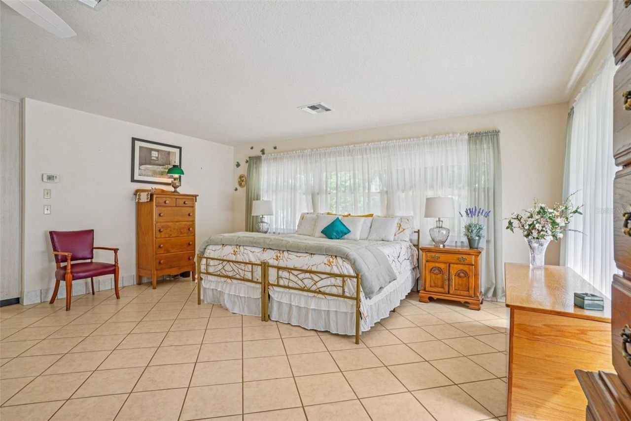 4546 Griffin View Drive, Lady Lake, FL 32159 Photo