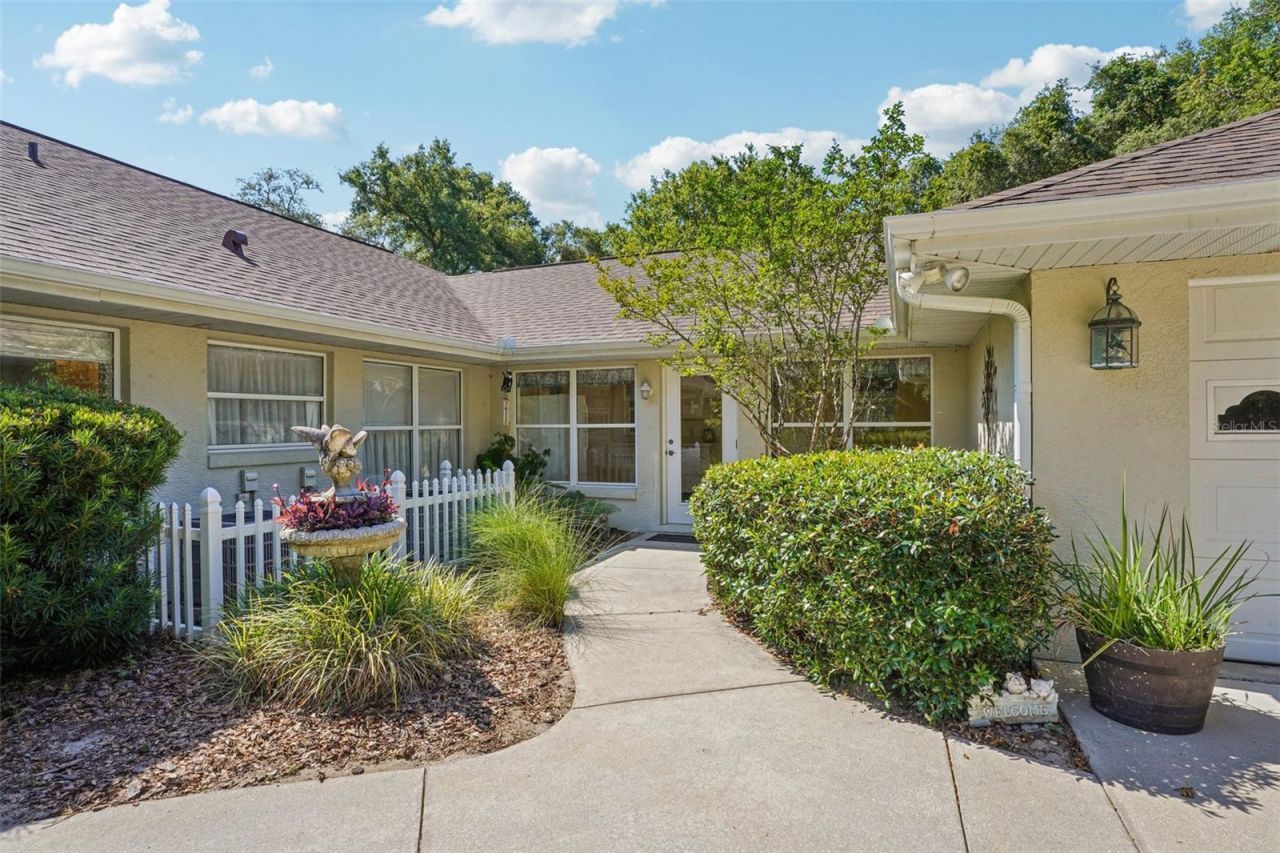 4546 Griffin View Drive, Lady Lake, FL 32159 Photo