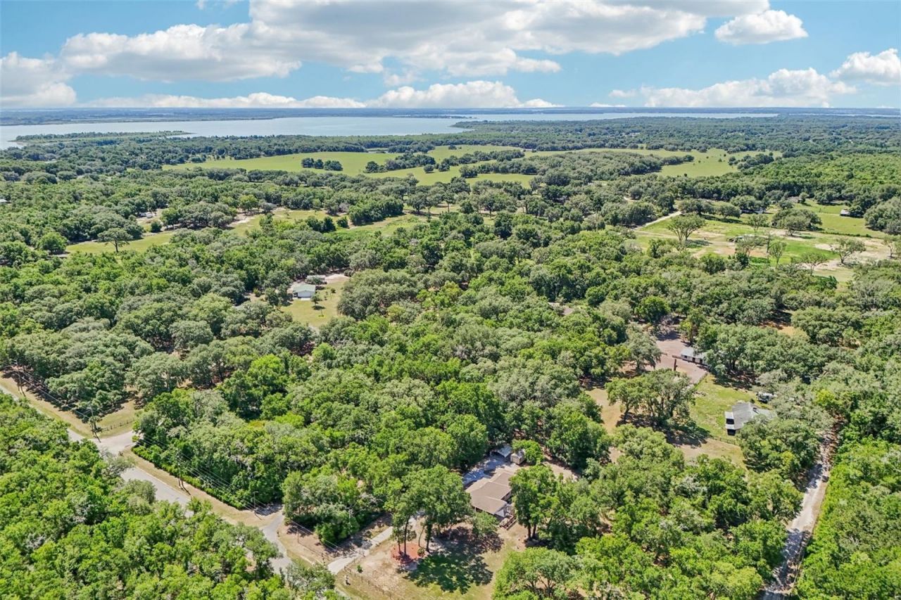 4546 Griffin View Drive, Lady Lake, FL 32159 Photo