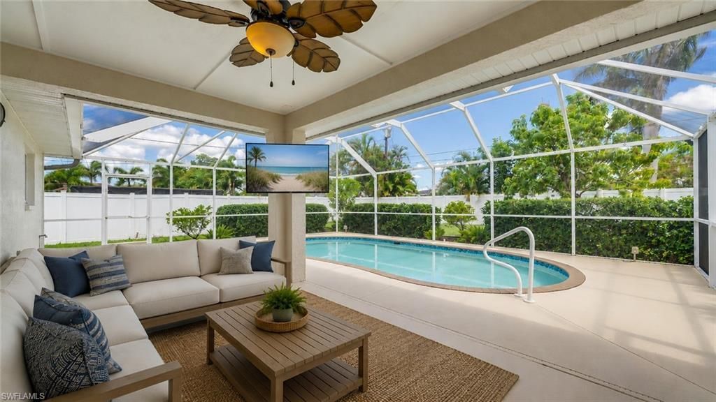 921 SE 35th St , Cape Coral, FL 33904 Photo