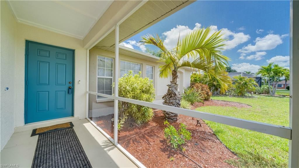 921 SE 35th St , Cape Coral, FL 33904 Photo