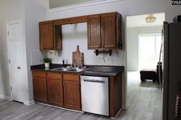205 Oak Manor Drive photo 4
