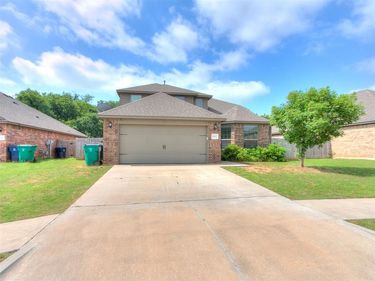 10812 SW 33rd, Yukon, OK 73099