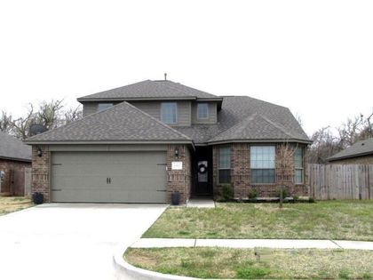 10812 SW 33rd  Yukon, OK 73099