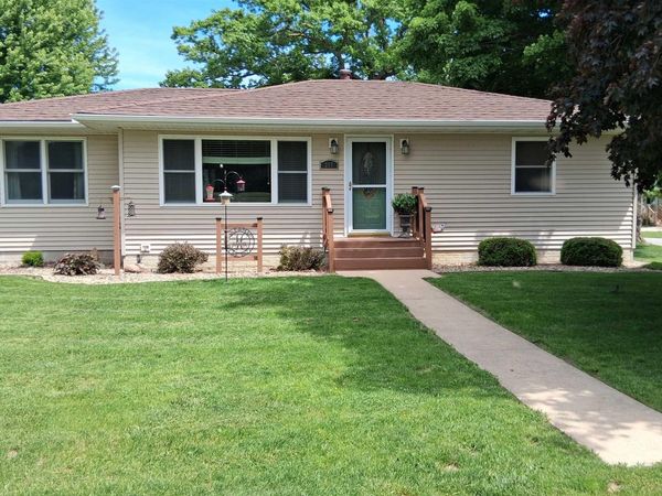 207 2nd Street, Frederika, IA 50631
