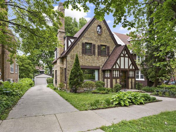 1122 Spaight Street, Madison, WI 53703