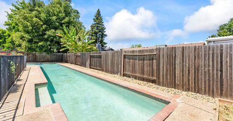 8913 Melodic Ct, Elk Grove, CA 95624 Photo